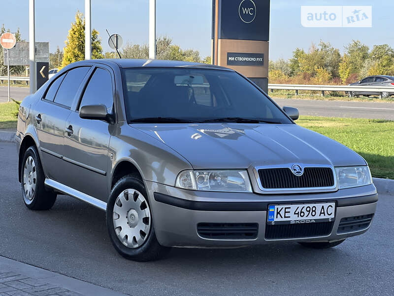 Лифтбек Skoda Octavia 2007 в Днепре