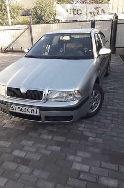 Хэтчбек Skoda Octavia 2003 в Котельве