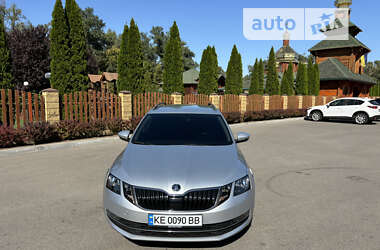 Універсал Skoda Octavia 2018 в Дніпрі