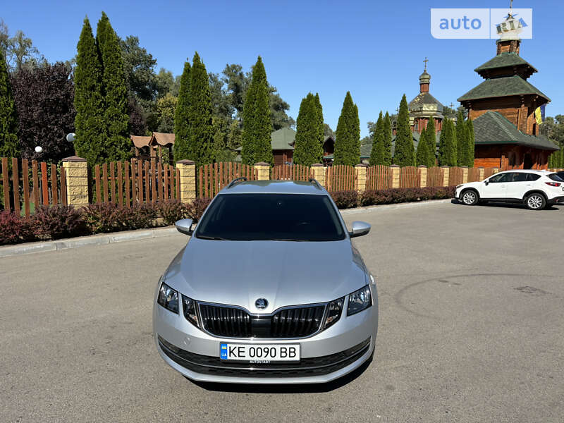 Универсал Skoda Octavia 2018 в Днепре