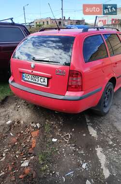 Универсал Skoda Octavia 2001 в 