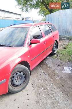 Универсал Skoda Octavia 2001 в 