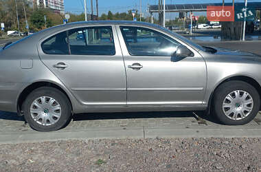 Лифтбек Skoda Octavia 2011 в Киеве