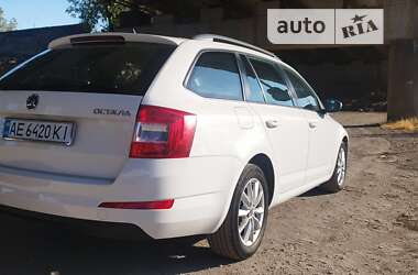 Универсал Skoda Octavia 2014 в Кривом Роге