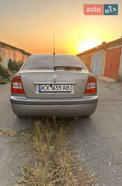 Ліфтбек Skoda Octavia 2008 в Харкові