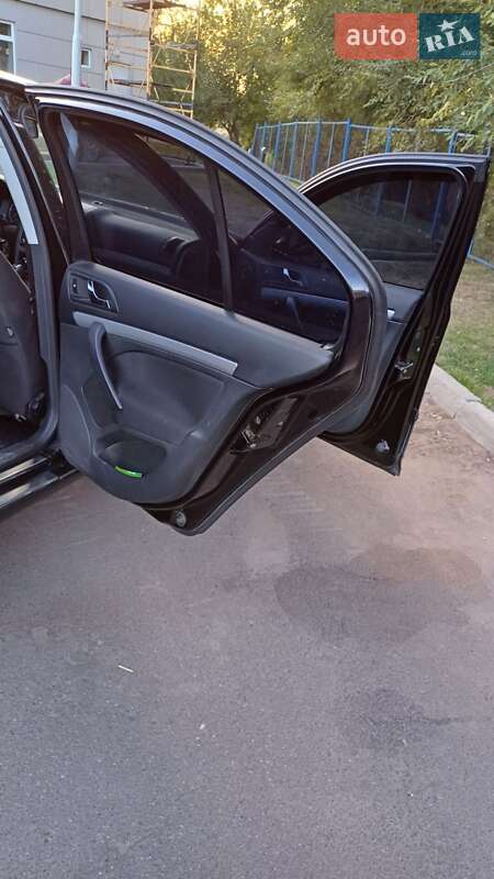 Лифтбек Skoda Octavia 2012 в Братском