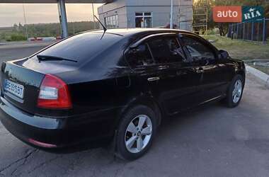 Лифтбек Skoda Octavia 2012 в 