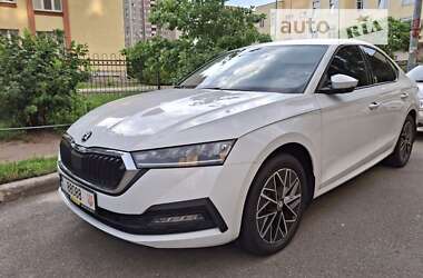 Лифтбек Skoda Octavia 2020 в Киеве