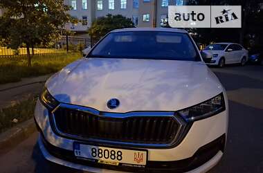 Лифтбек Skoda Octavia 2020 в Киеве