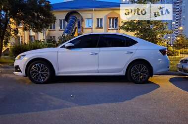 Лифтбек Skoda Octavia 2020 в Киеве