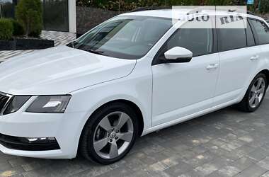 Універсал Skoda Octavia 2018 в Виноградові