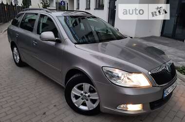 Универсал Skoda Octavia 2011 в Львове