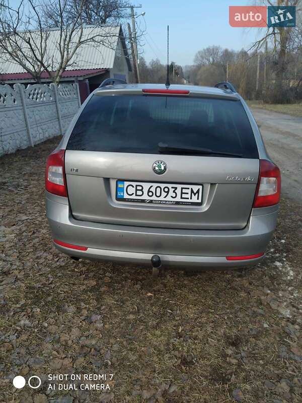Універсал Skoda Octavia 2011 в Чернігові