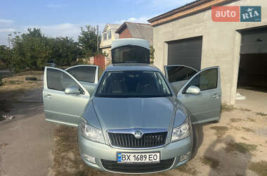 Лифтбек Skoda Octavia 2010 в 