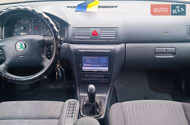 Лифтбек Skoda Octavia 2003 в 