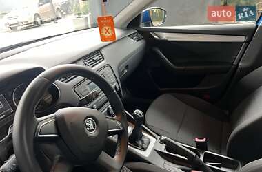 Универсал Skoda Octavia 2014 в Ужгороде