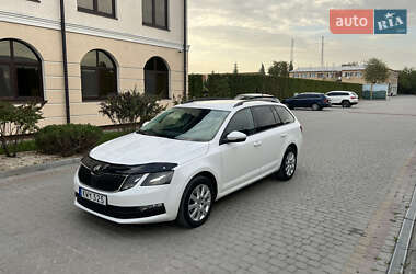 Універсал Skoda Octavia 2018 в Дунаївцях