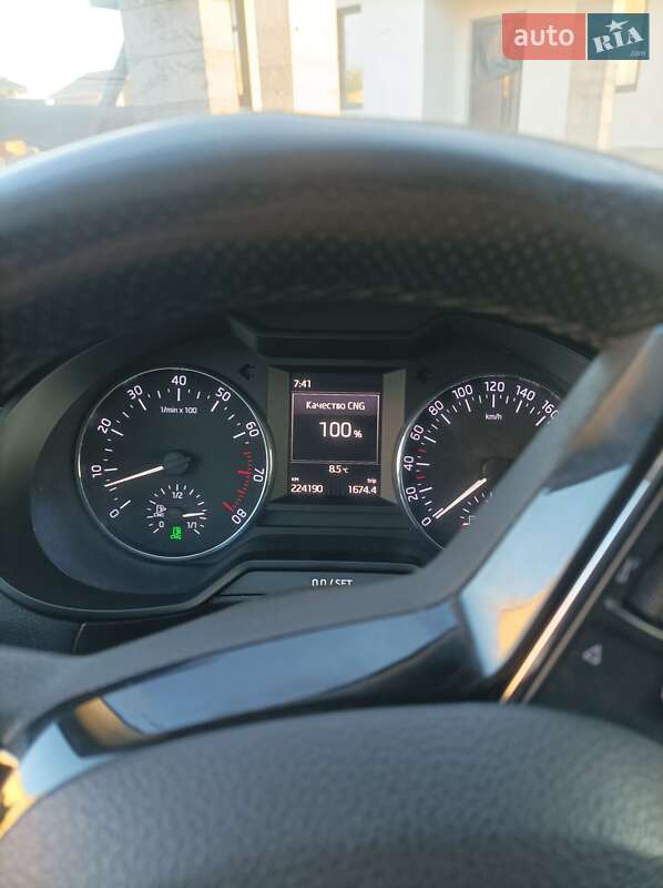Универсал Skoda Octavia 2016 в Хмельницком