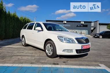 Універсал Skoda Octavia 2012 в Луцьку