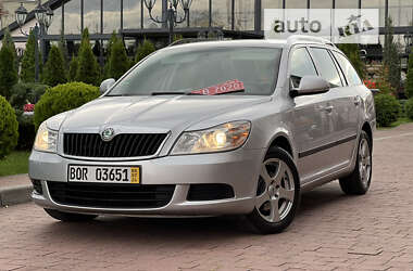 Универсал Skoda Octavia 2011 в Стрые