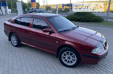 Лифтбек Skoda Octavia 2006 в Могилев-Подольске