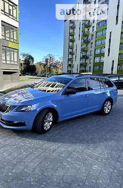 Универсал Skoda Octavia 2017 в Ивано-Франковске