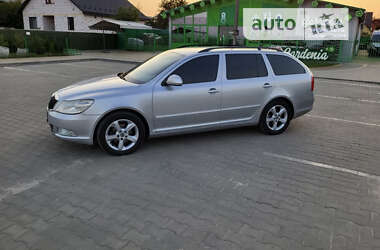 Универсал Skoda Octavia 2013 в Староконстантинове