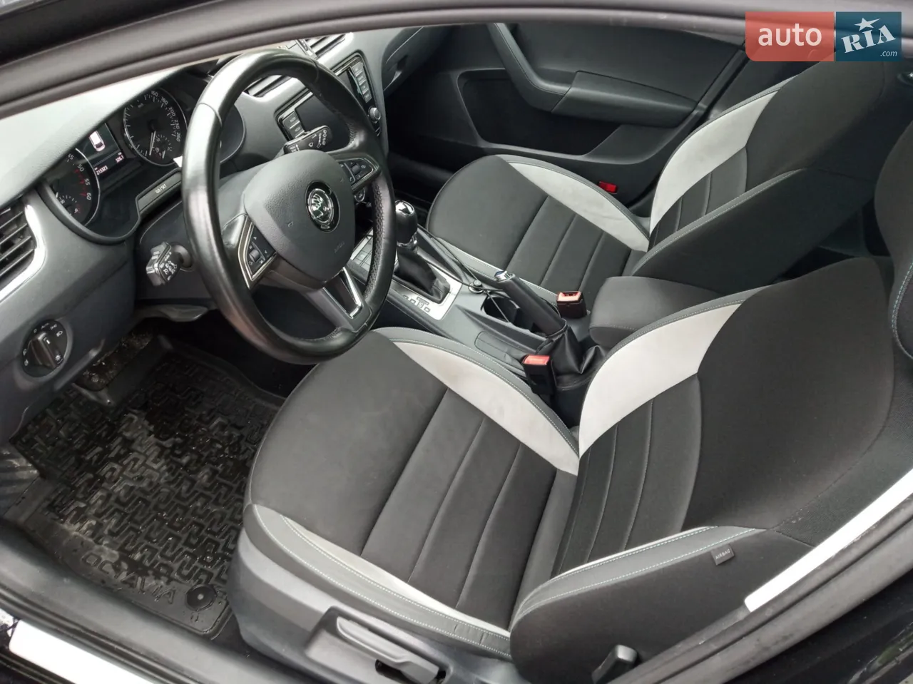 2017 Skoda Octavia - мініатюра 36