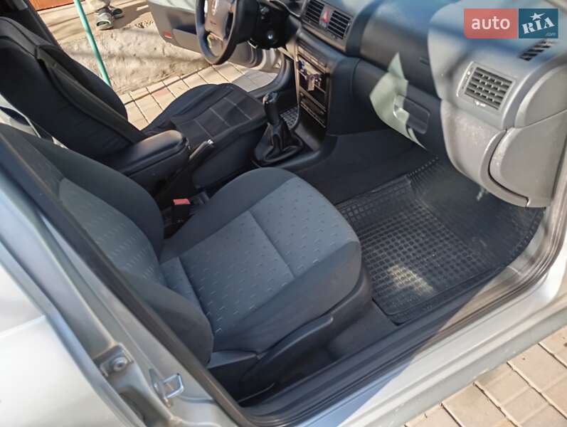 Универсал Skoda Octavia 2004 в Шаргороде