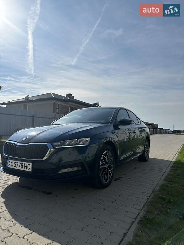 Ліфтбек Skoda Octavia 2020 в Ужгороді