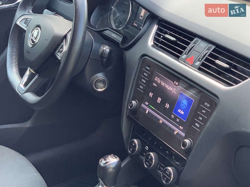 Універсал Skoda Octavia 2018 в Сваляві