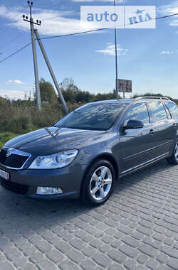 Универсал Skoda Octavia 2012 в Львове