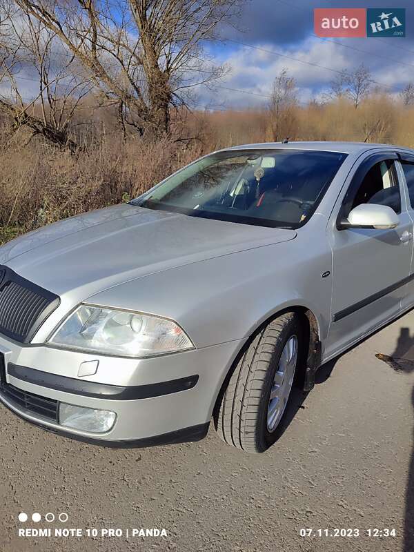 Лифтбек Skoda Octavia 2006 в Сумах