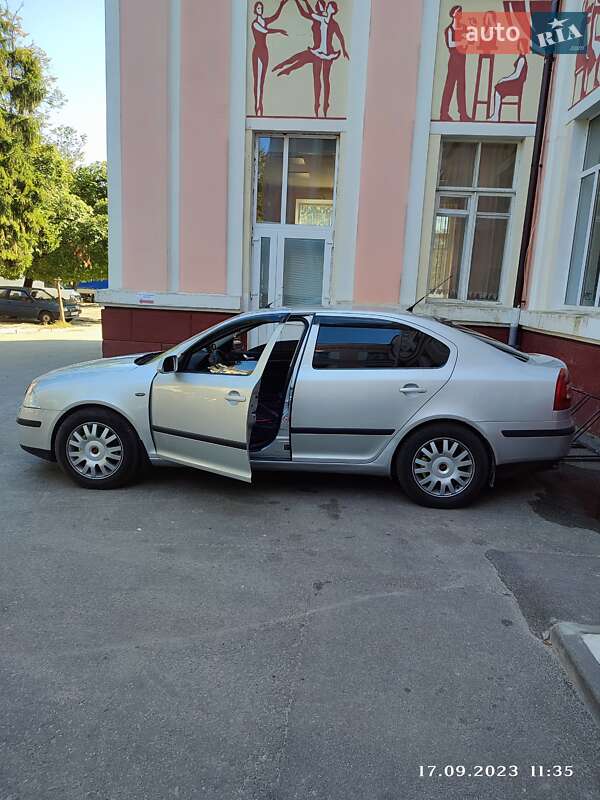 Лифтбек Skoda Octavia 2006 в Сумах