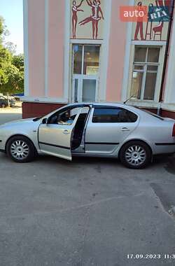 Лифтбек Skoda Octavia 2006 в Сумах