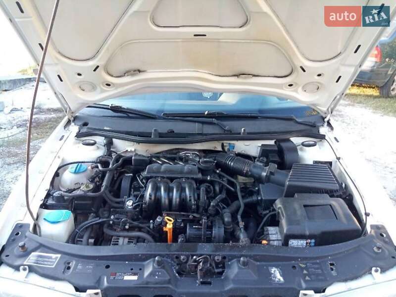 Лифтбек Skoda Octavia 2004 в Брусилове