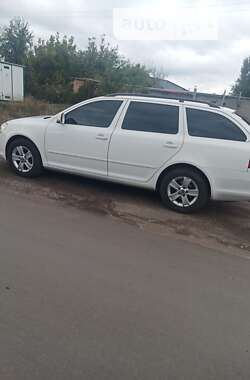 Універсал Skoda Octavia 2011 в Черкасах