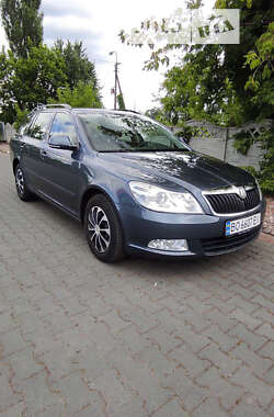 Універсал Skoda Octavia 2009 в Шумську