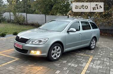 Універсал Skoda Octavia 2009 в Луцьку