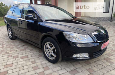 Універсал Skoda Octavia 2009 в Дніпрі