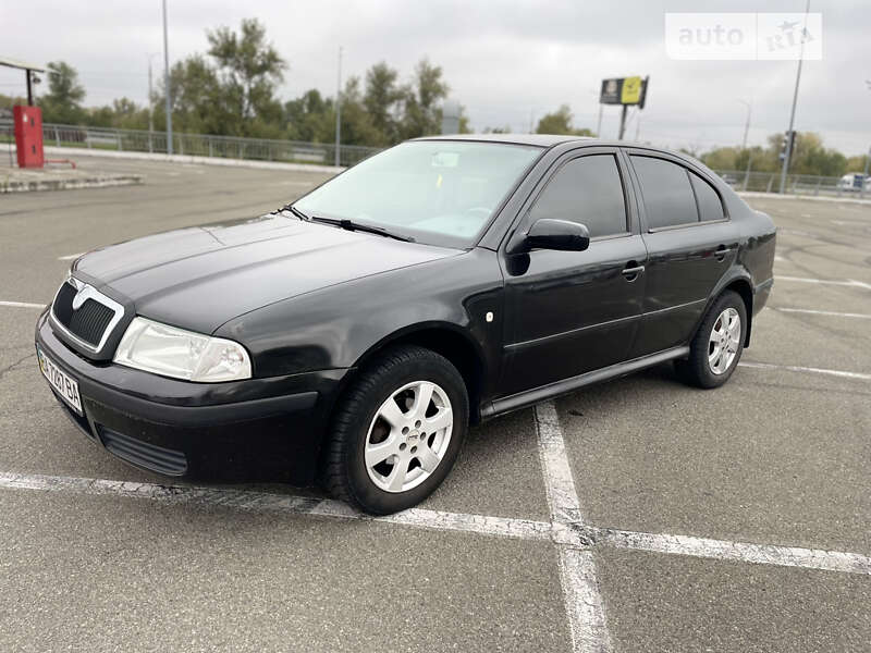 Лифтбек Skoda Octavia 2006 в Киеве