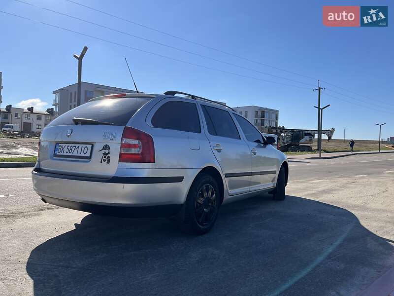 Універсал Skoda Octavia 2006 в Рівному