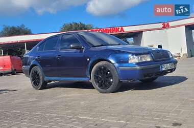 Лифтбек Skoda Octavia 1999 в 