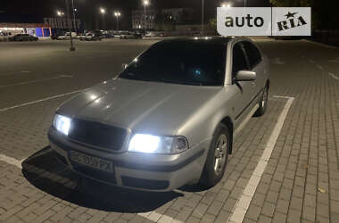 Лифтбек Skoda Octavia 2003 в Славском