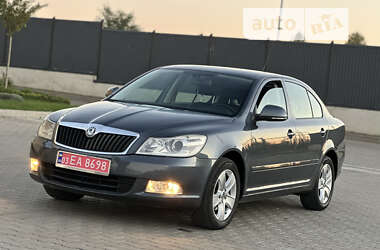 Ліфтбек Skoda Octavia 2010 в Луцьку