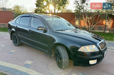 Лифтбек Skoda Octavia 2006 в Новояворовске