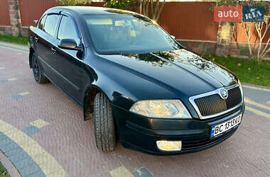 Лифтбек Skoda Octavia 2006 в Новояворовске