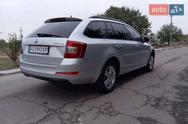 Универсал Skoda Octavia 2013 в Зачепиловке