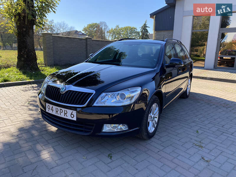 Универсал Skoda Octavia 2011 в Калуше