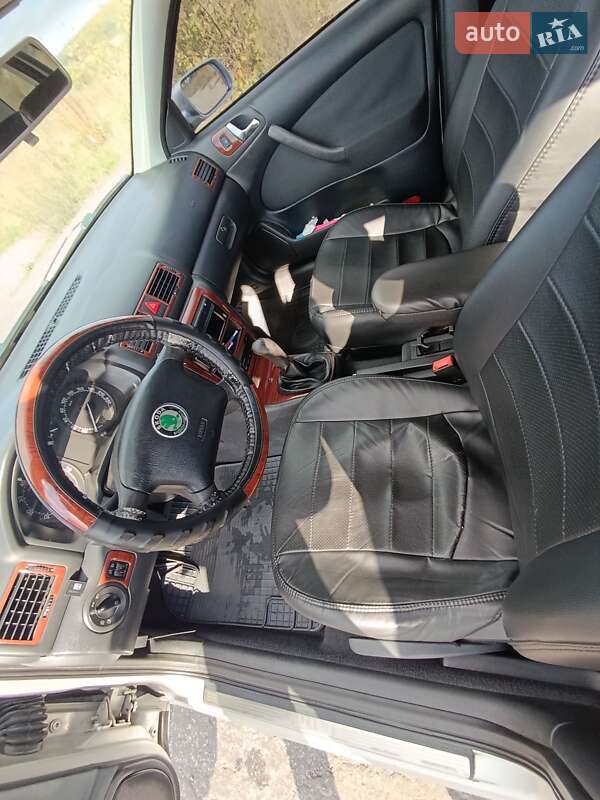 Універсал Skoda Octavia 2002 в Бару